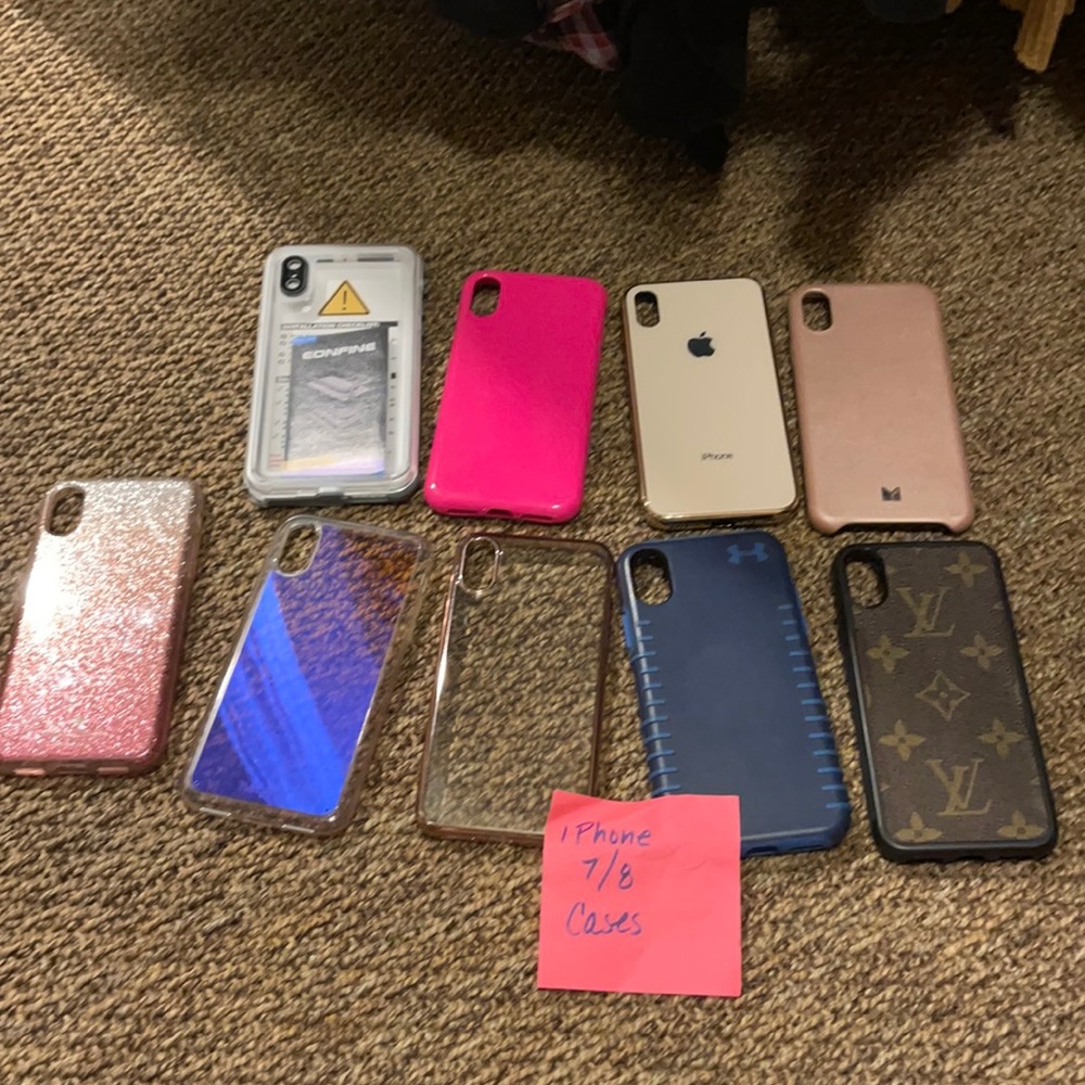 iPhone cases - Picture 1 of 10
